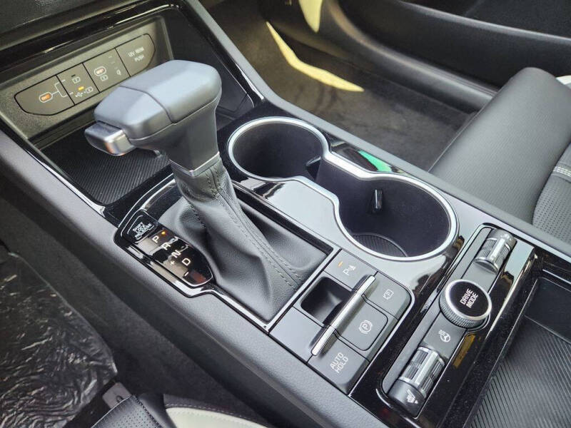 2026 Kia K5