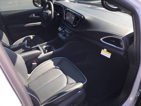 2027 Chrysler Pacifica Limited