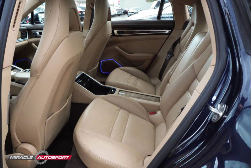 2017 Porsche Panamera 4S