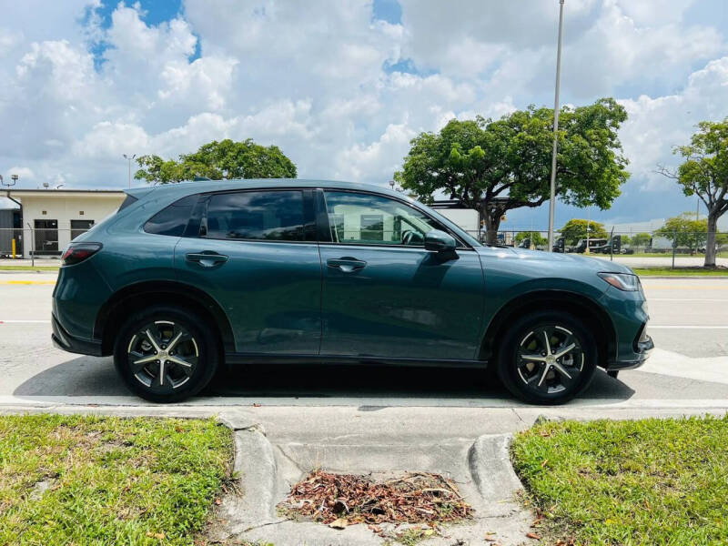 2025 Honda HR-V EX-L