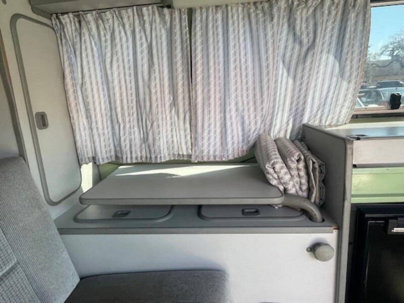 1987 Volkswagen Vanagon GL Camper