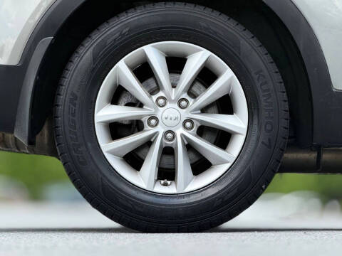 2016 Kia Sorento LX