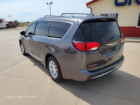 2020 Chrysler Pacifica Touring L
