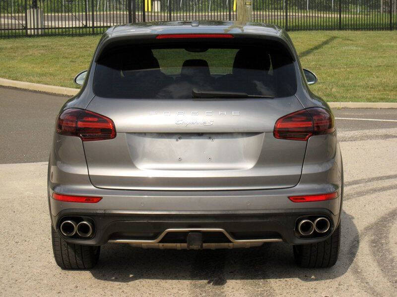 2018 Porsche Cayenne S