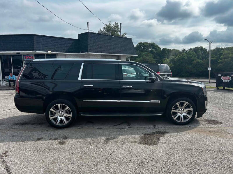 2015 Cadillac Escalade ESV Luxury