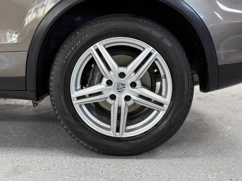 2012 Porsche Cayenne Tiptronic