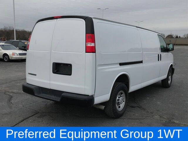 2024 Chevrolet Express 2500