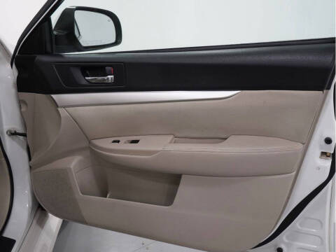 2012 Subaru Legacy 2.5i Premium