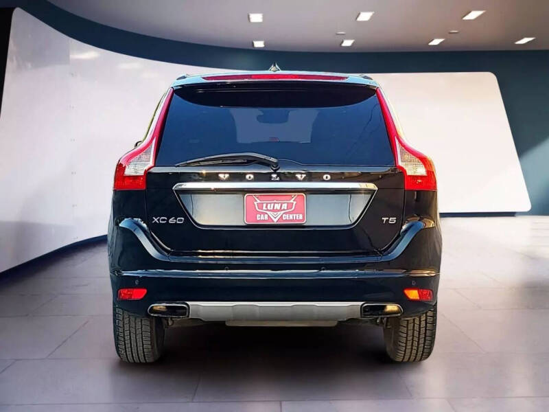 2016 Volvo XC60 T5 Drive-E Premier