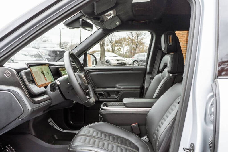 2023 Rivian R1T Adventure