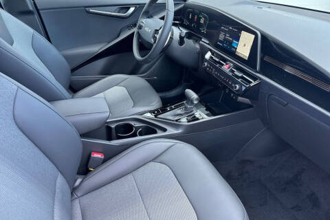 2026 Kia Niro EX