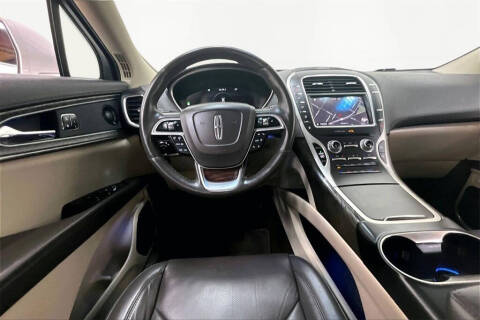 2019 Lincoln Nautilus Reserve