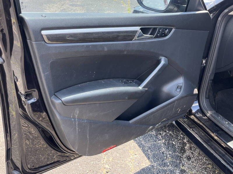 2018 Volkswagen Passat 2.0T SE