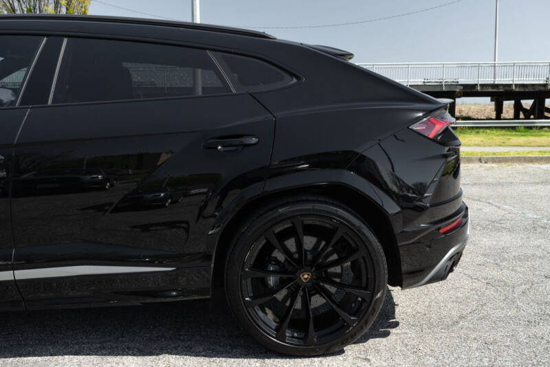 2020 Lamborghini Urus
