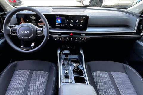2025 Kia Sorento LX