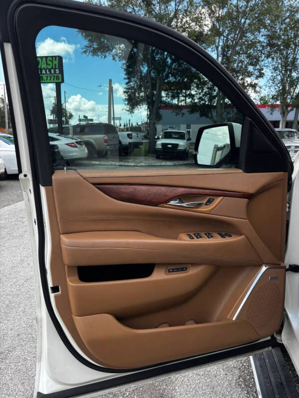 2015 Cadillac Escalade Platinum