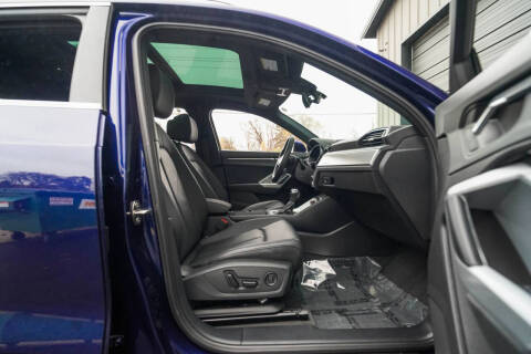 2022 Audi Q3 quattro S line Premium 45 TFSI