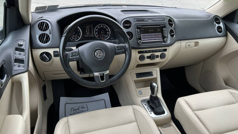 2014 Volkswagen Tiguan S 4Motion