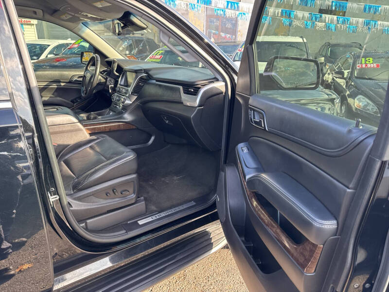 2017 Chevrolet Suburban LT