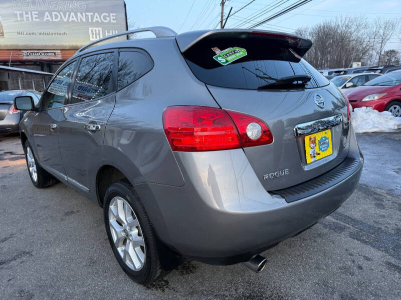 2013 Nissan Rogue SV
