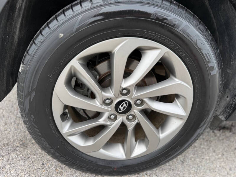 2017 Hyundai Tucson SE Plus