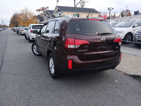 2015 Kia Sorento LX