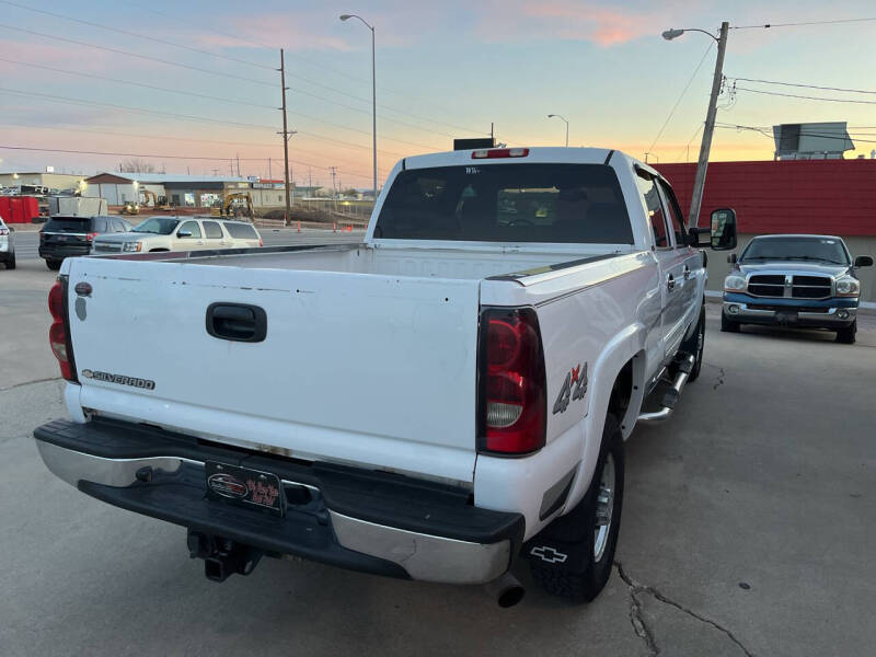 2006 Chevrolet Silverado 2500HD LT1 photo 8