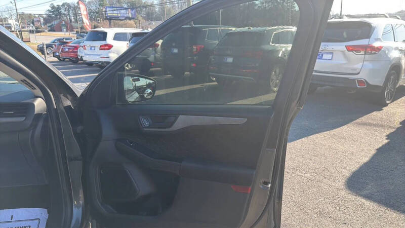 2020 Ford Escape S