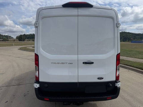 2025 Ford Transit 250