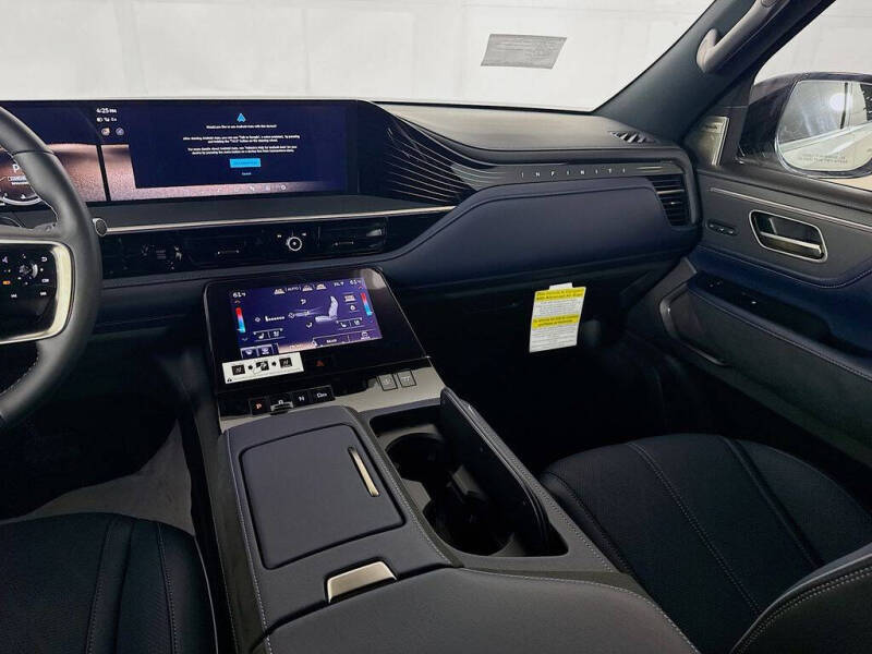 2026 Infiniti QX80 Sport