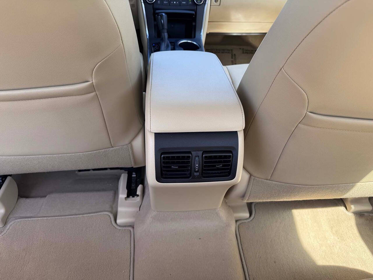 2015 Toyota Camry 14