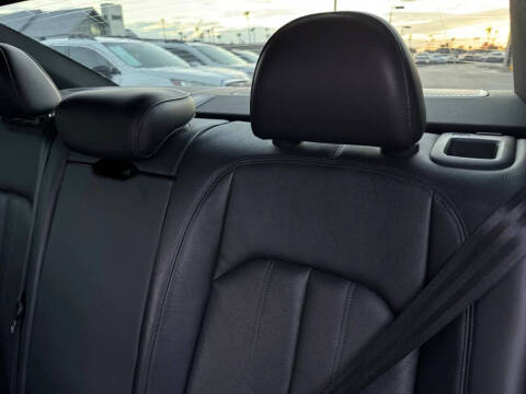 2017 Audi A4 2.0T quattro Premium Plus