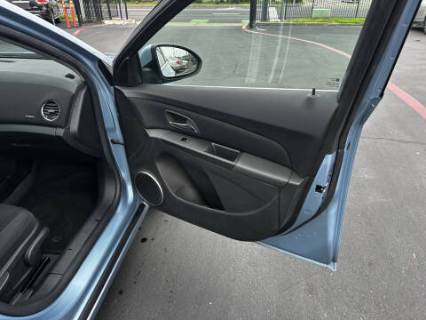 2011 Chevrolet Cruze LT Fleet