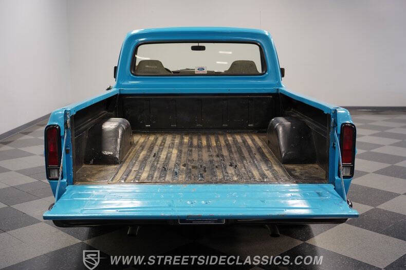 1967 Ford F-100