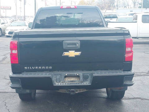 2016 Chevrolet Silverado 1500 Custom