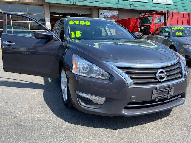 2013 Nissan Altima for sale at NATIONAL AUTO GROUP INC in Chicago IL