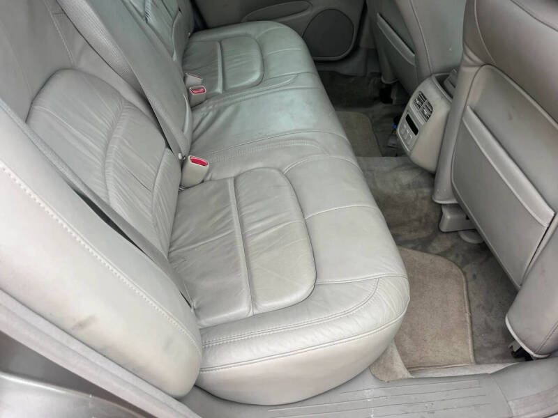 2004 Cadillac DeVille