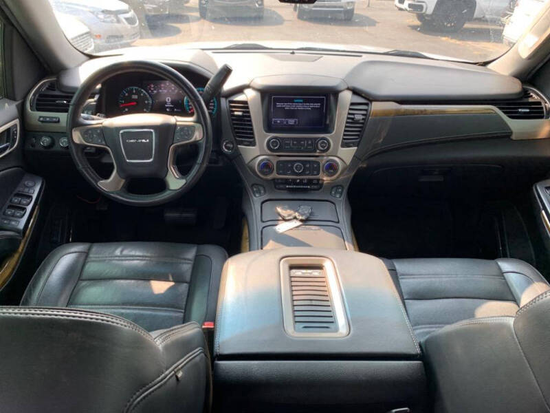 2017 GMC Yukon Denali