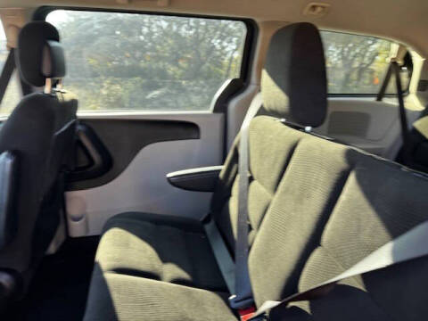 2016 Dodge Grand Caravan American Value Package