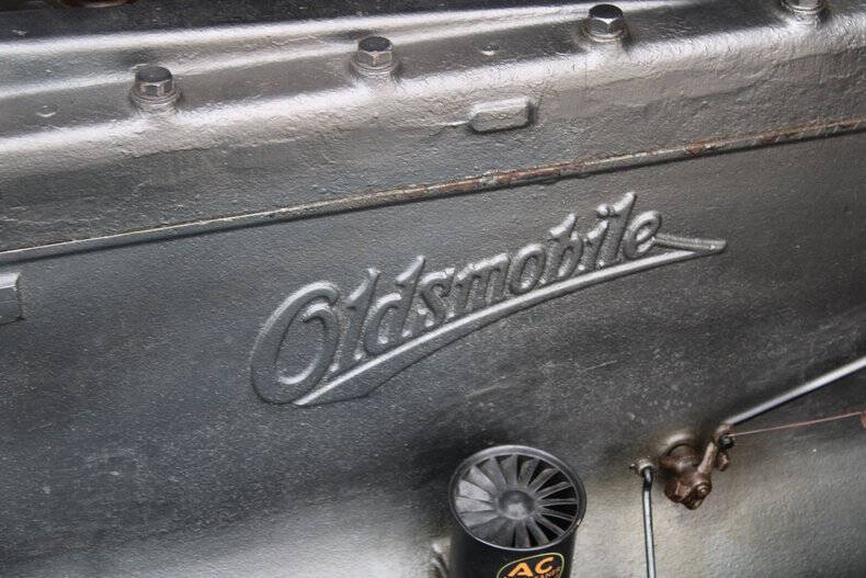 1927 Oldsmobile Sedan