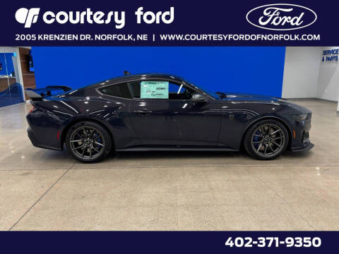 2025 Ford Mustang Dark Horse