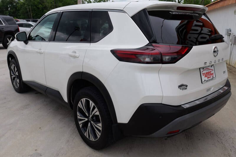 2021 Nissan Rogue SV