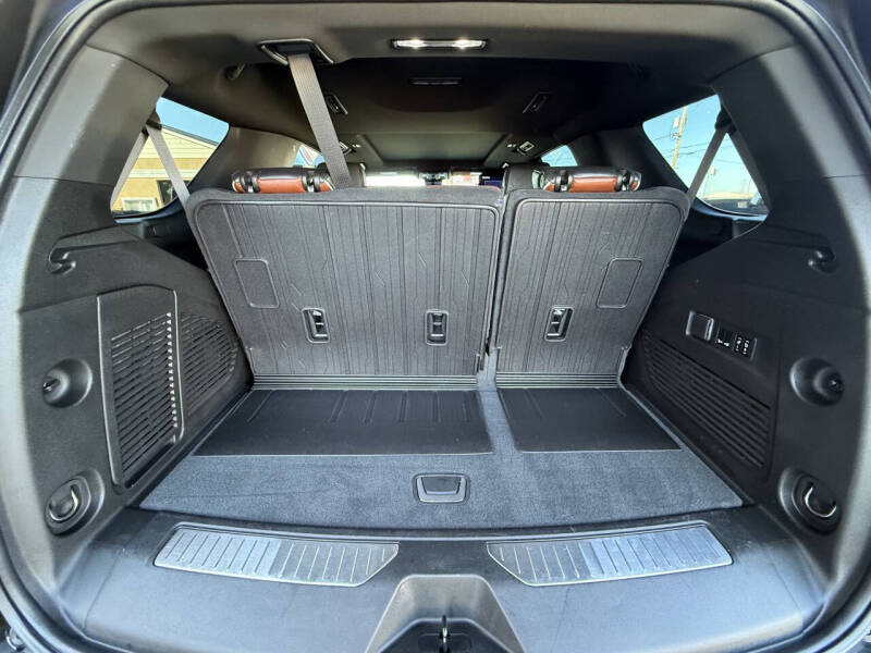 2023 GMC Yukon Denali Ultimate