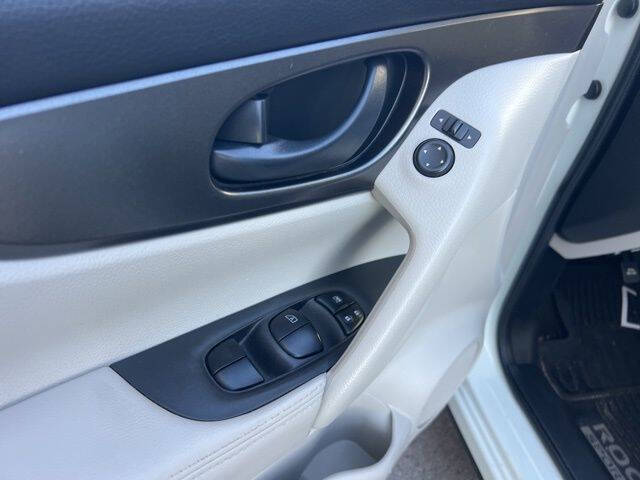 2017 Nissan Rogue Sport S