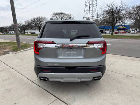 2023 GMC Acadia SLT