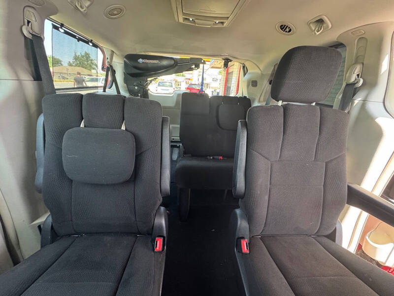 2012 Dodge Grand Caravan Crew