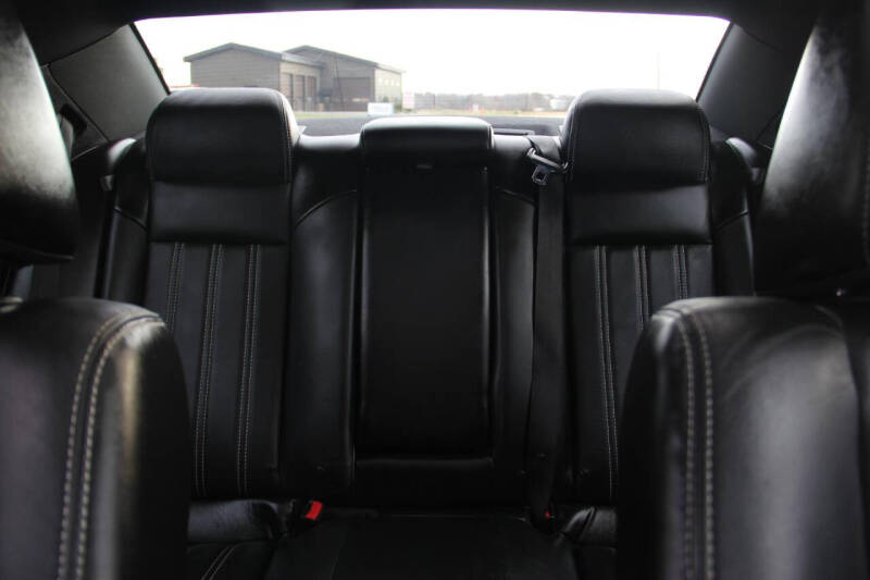 2012 Chrysler 300 S V6