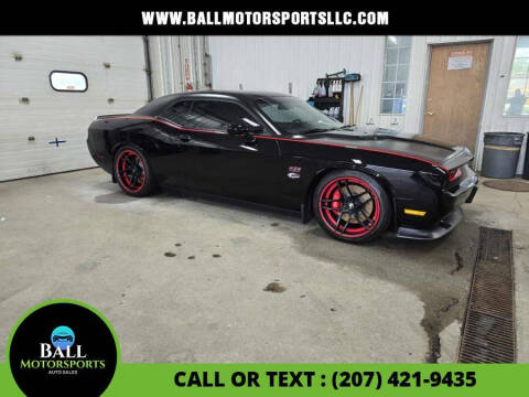 2011 Dodge Challenger SRT8 392