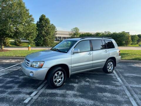 2004 Toyota Highlander for sale at Q and A Motors in Saint Louis MO