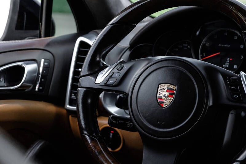 2012 Porsche Cayenne Turbo
